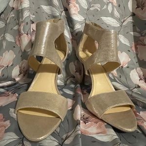 NWB BCBG Generation heels